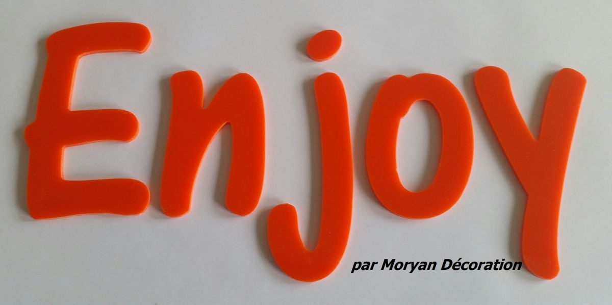 Geniet van deco letter in plexiglas, hoogte 30 cm