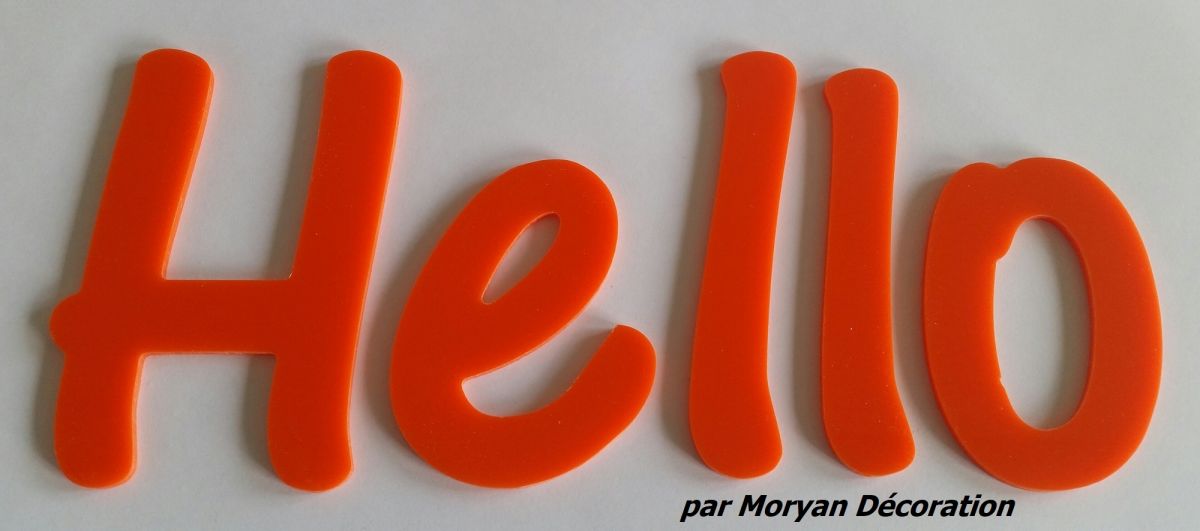Hello deco brief in plexiglas, hoogte 30 cm