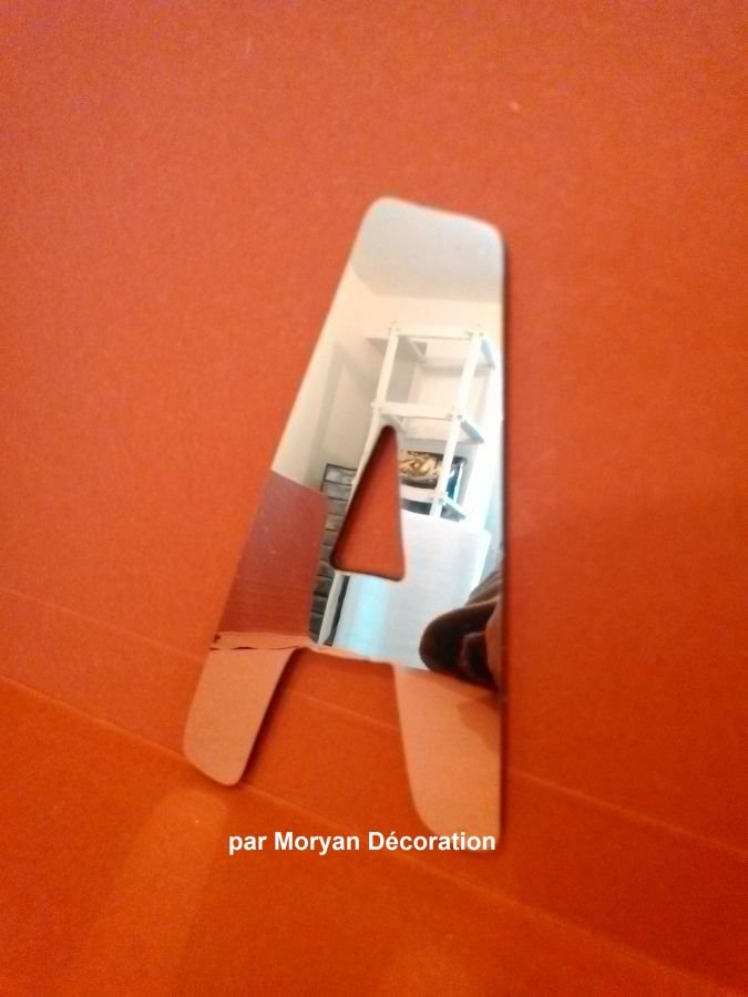 Decoratieve wandletter spiegel DOM CASUAL