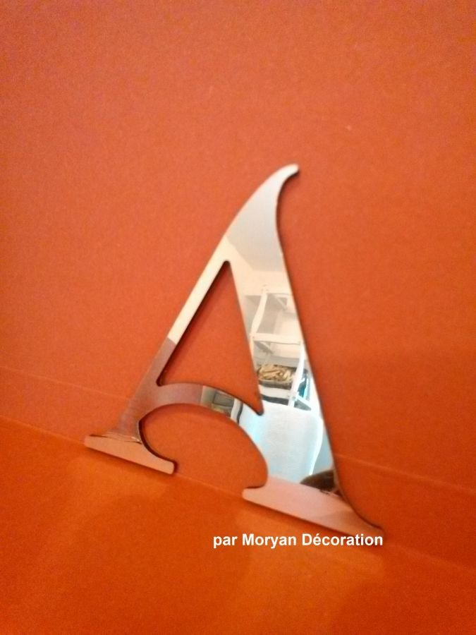 Decoratieve spiegelletter SHANGRI LA