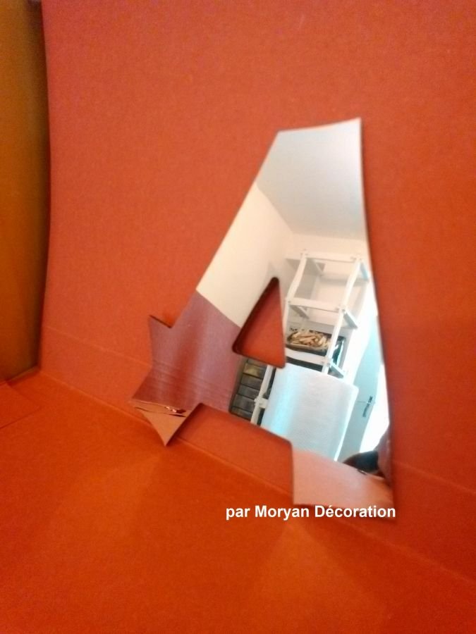 Decoratieve wandspiegel letter CANCUN