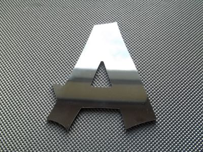 Decoratieve wandspiegel letter CANCUN