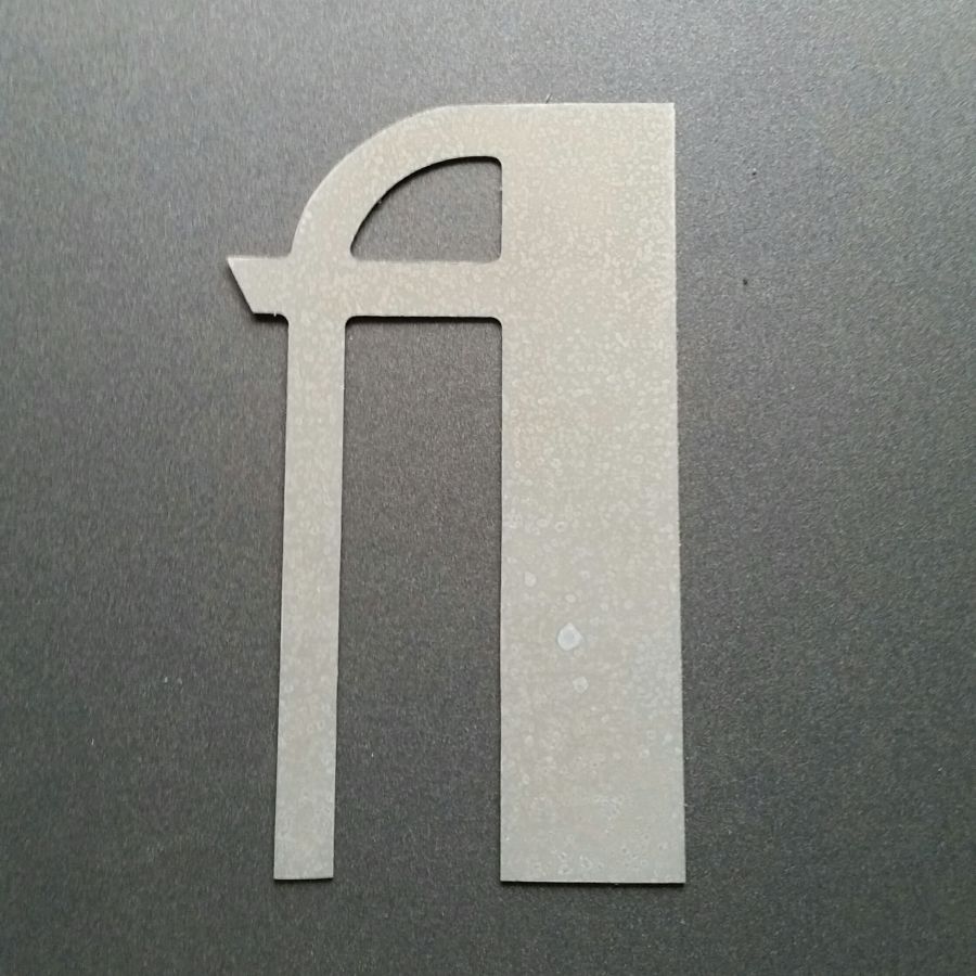 Zinken letterbord BETTY ZWART