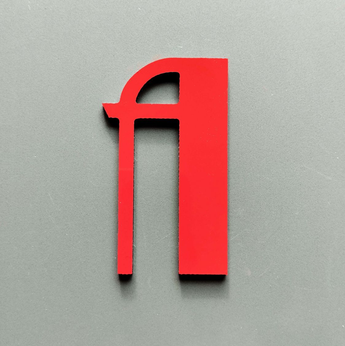 Metalen letterkleur BETTY ZWART