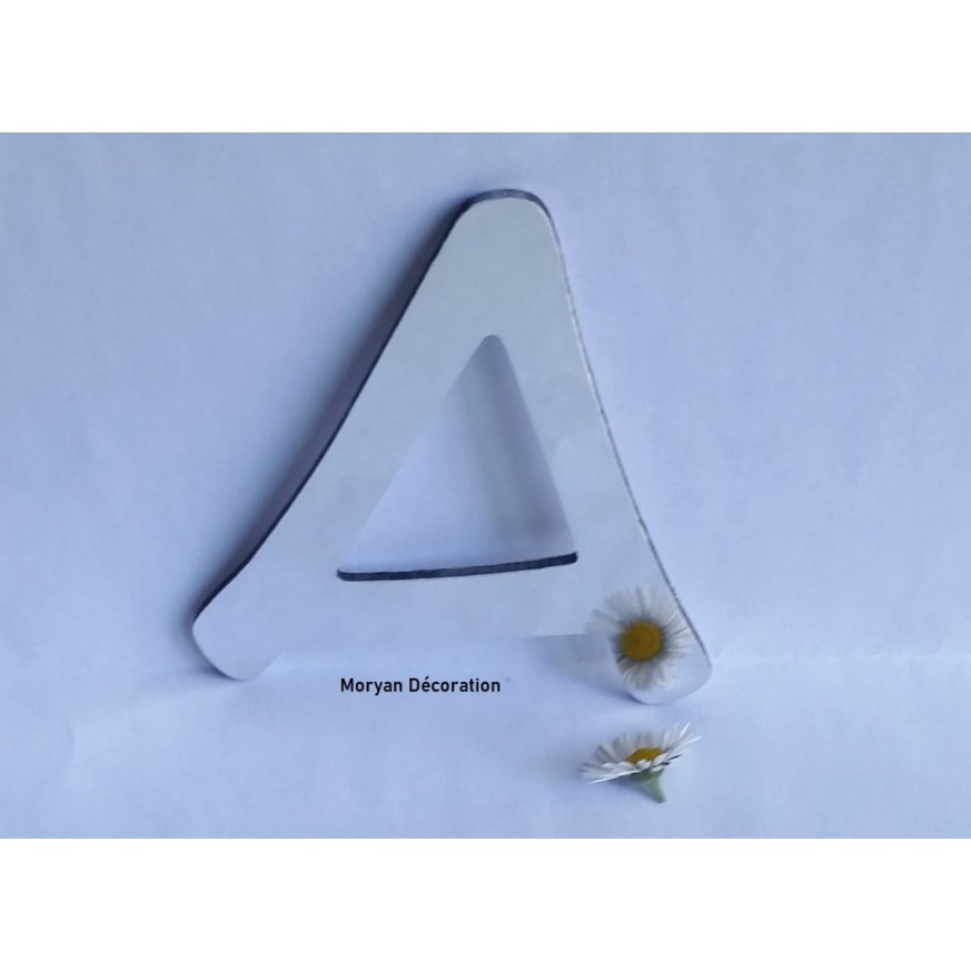Decoratieve wandspiegel letter ANIME ACE