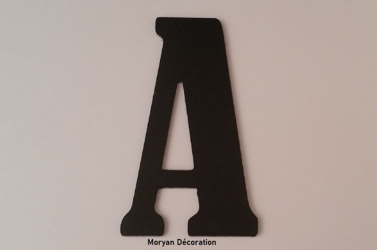 Plastic letter PVC zwart BERNARD CONDENSED