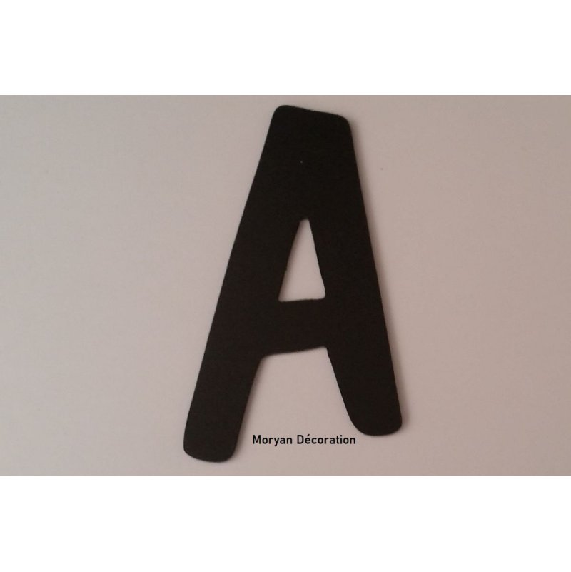 Plastic letter PVC zwart DOM CASUAL