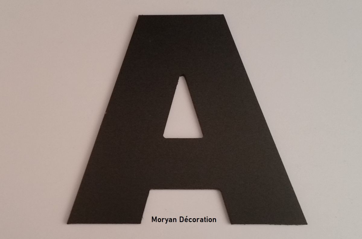 Kunststof letter PVC zwart ARIAL ZWART
