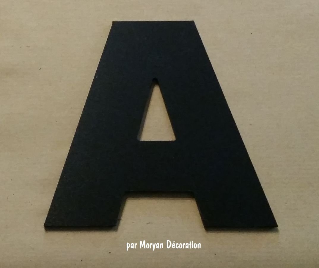 Kunststof letter PVC zwart ARIAL ZWART
