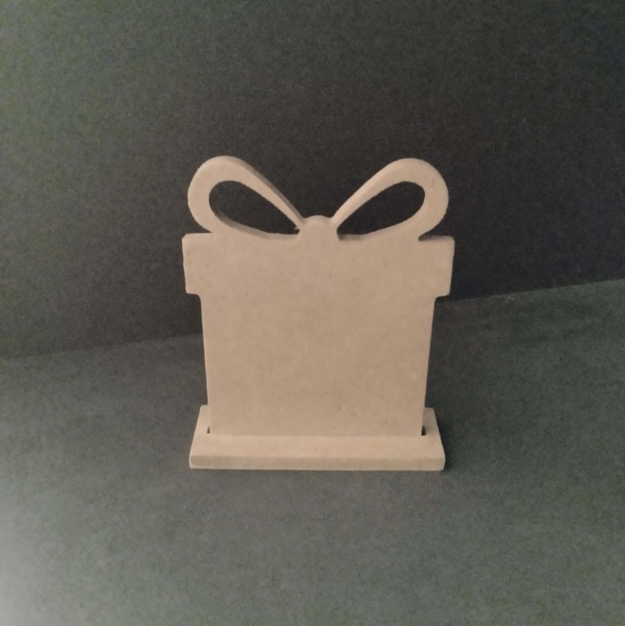 Houten standaard om KERSTGIFT te versieren