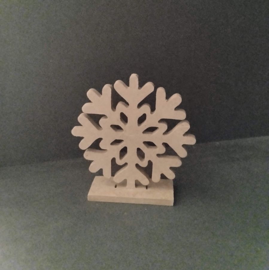 Te versieren houten standaard SNOWFLAKE