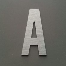 Geborstelde metalen letter ALTERNATE GOTHIC
