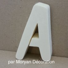 Polystyreen letter DOM CASUAL